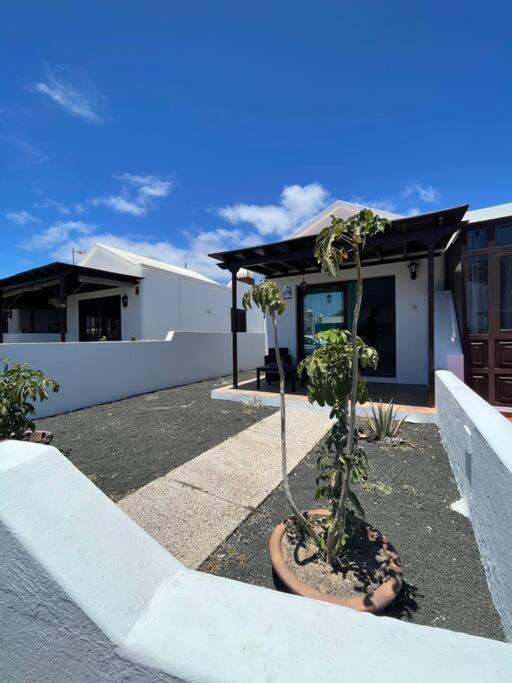 Casa Mesana Nuevo Apartamento En La Playa Con Aire Acondicionado Playa Honda (Lanzarote) Exterior foto